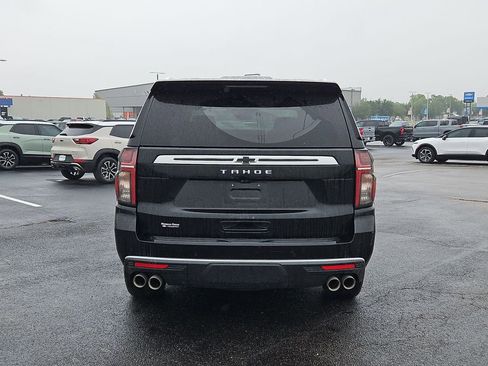 Used 2024 Chevrolet Tahoe High Country RWD image 5
