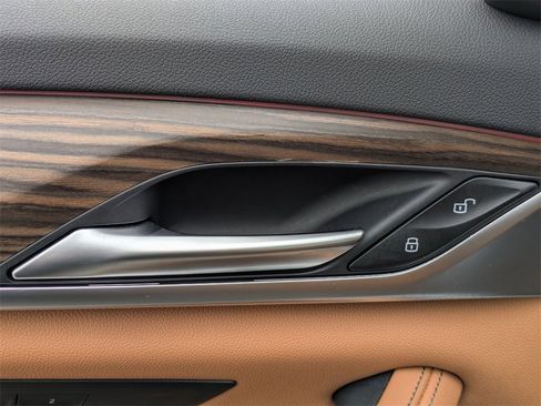 Used 2022 BMW 540i xDrive w/ Convenience Package image 11