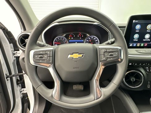 New 2026 Chevrolet Blazer LT w/ Midnight/Sport Edition AWD/4WD image 11