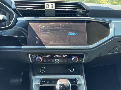 Used 2022 Audi Q3 2.0T Premium w/ Convenience Package image 20