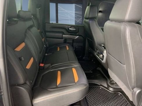 Used 2021 GMC Sierra 2500 AT4 w/ AT4 Premium Plus Package AWD/4WD image 13
