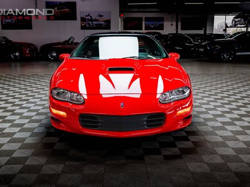 Used 2002 Chevrolet Camaro Z28 w/ SS Performance/Appearance Pkg image 21