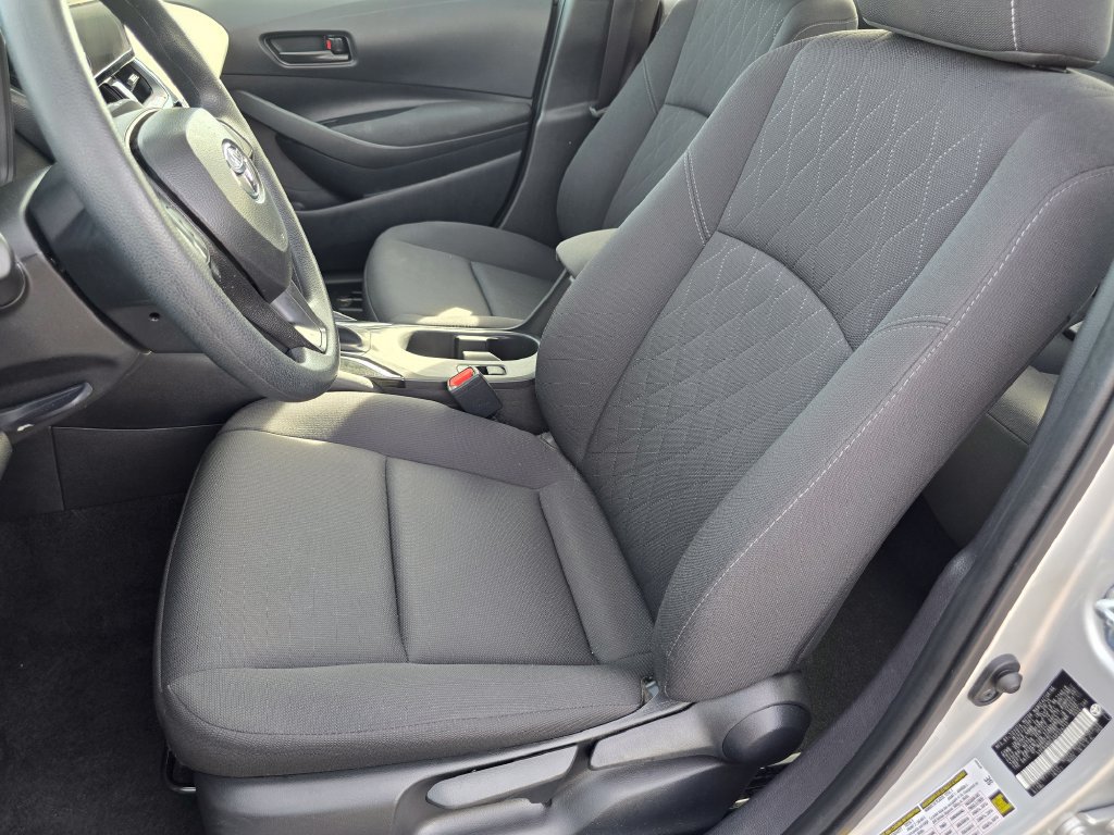 Certified 2025 Toyota Corolla LE FWD image 21