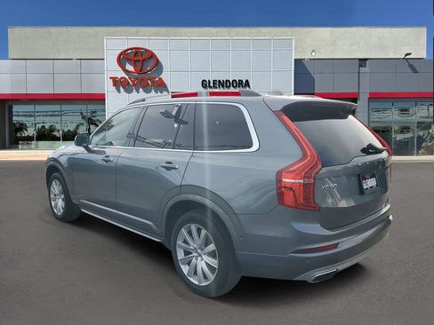 Used 2018 Volvo XC90 T6 Momentum w/ Convenience Package image 5