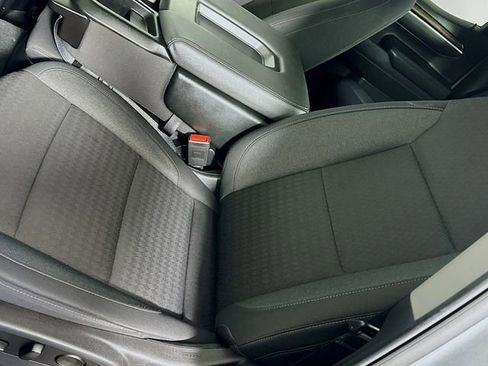 Used 2025 Chevrolet Silverado 1500 LT image 21