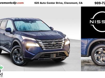 Used 2024 Nissan Rogue SV