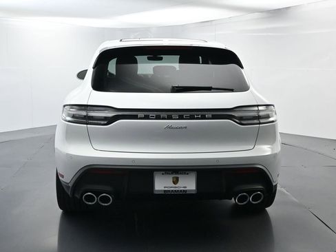 Certified 2026 Porsche Macan image 13