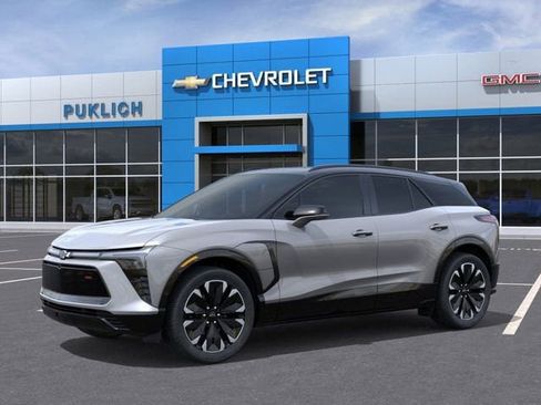 New 2026 Chevrolet Blazer EV RS image 2