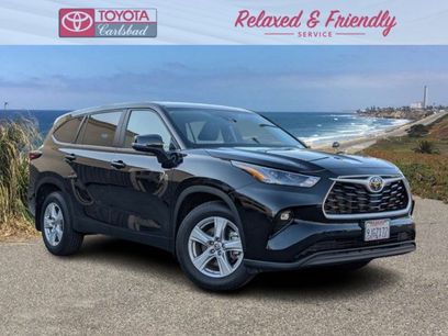 Used 2024 Toyota Highlander LE