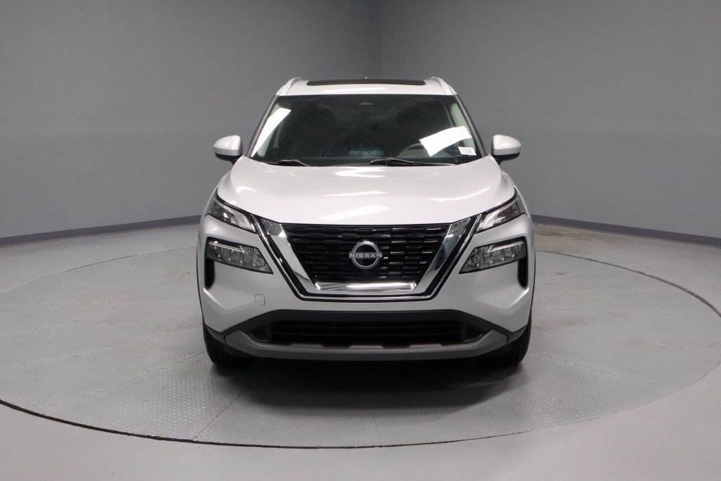 Certified 2023 Nissan Rogue SV w/ SV Premium B Package AWD/4WD image 5
