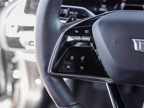 Certified 2024 Cadillac Lyriq Sport image 13