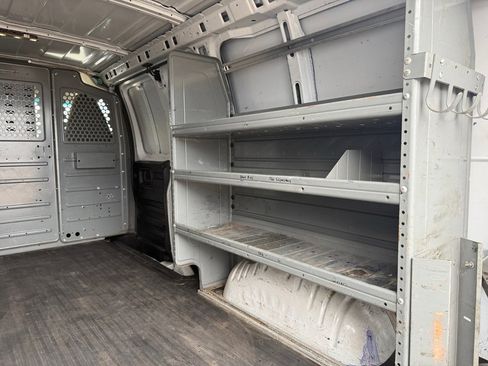 Used 2020 Chevrolet Express 2500 w/ Driver Convenience Package image 13