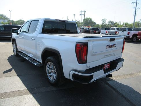 Certified 2022 GMC Sierra 1500 Denali w/ Driver Alert Package II AWD/4WD image 10