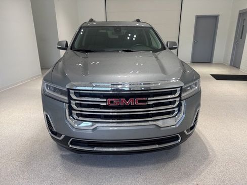 Certified 2023 GMC Acadia SLT w/ LPO, Floor Liner Package image 2