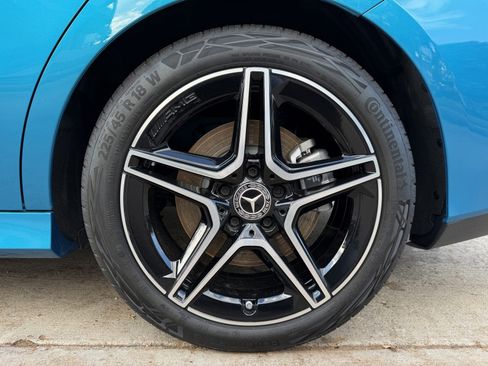 Certified 2025 Mercedes-Benz CLA 250 4MATIC image 23