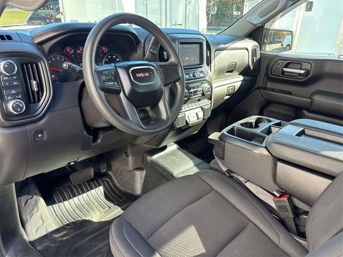 Certified 2024 GMC Sierra 1500 Pro w/ Pro Value Package image 11