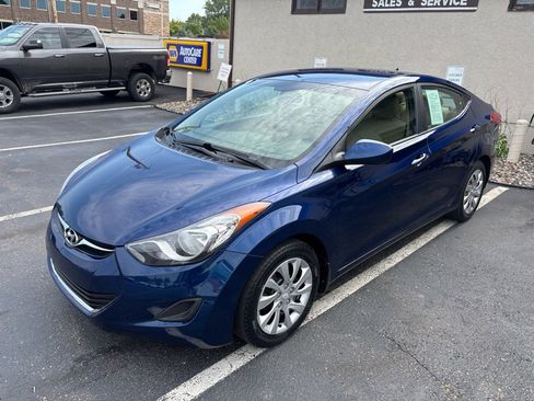 Used 2013 Hyundai Elantra GLS image 7