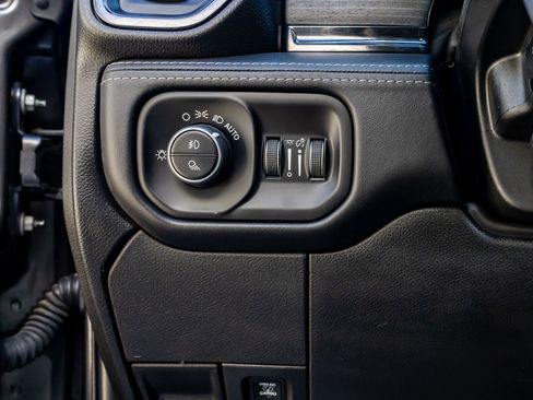 Used 2022 RAM 3500 Limited image 22