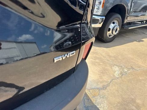 Used 2025 Ford Escape ST-Line AWD/4WD image 9