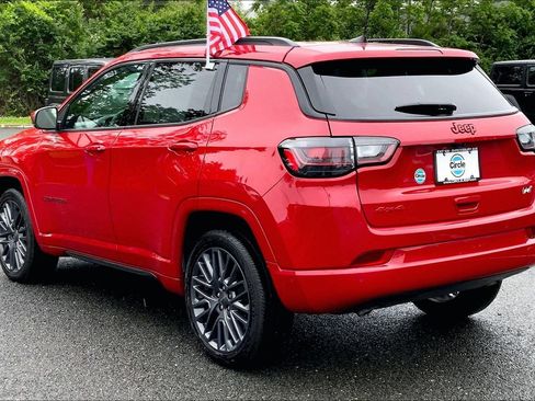 Used 2024 Jeep Compass Limited AWD/4WD image 9