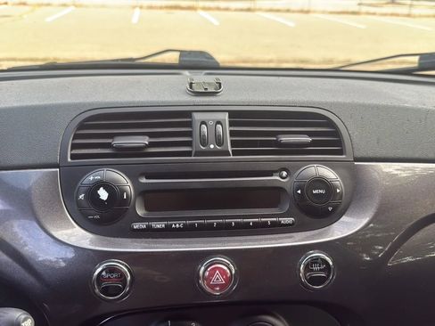 Used 2015 FIAT 500 Sport image 18