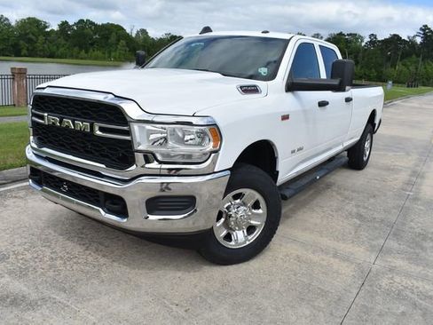 Used 2021 RAM 2500 Tradesman w/ Chrome Appearance Group AWD/4WD image 6