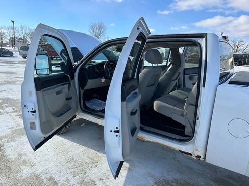 Used 2011 Chevrolet Silverado 2500 LT image 10