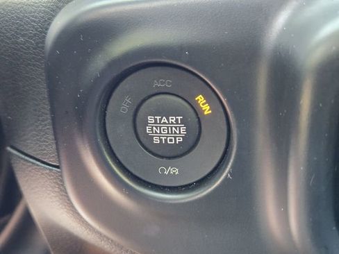 Certified 2022 Jeep Wrangler Unlimited Sport AWD/4WD image 23