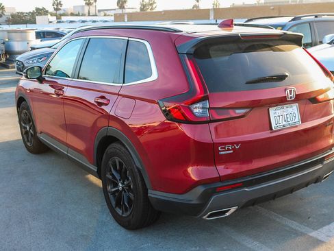 Used 2025 Honda CR-V Sport-L image 3