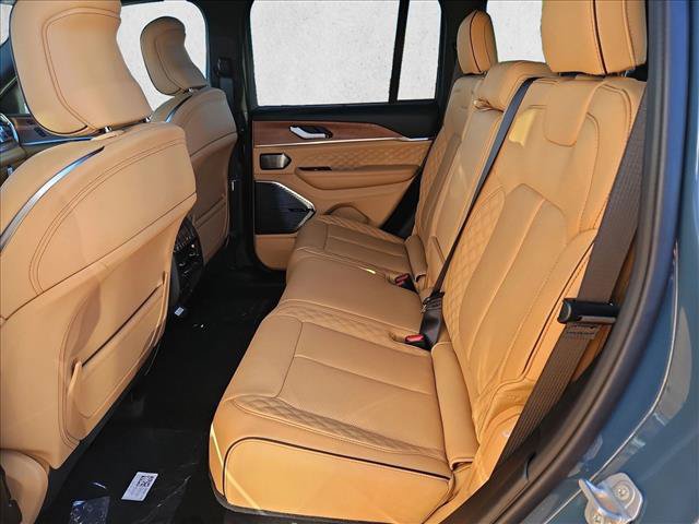 New 2027 Jeep Grand Cherokee Summit AWD/4WD image 16