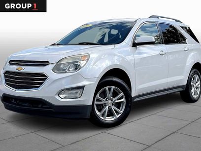Used 2017 Chevrolet Equinox LT