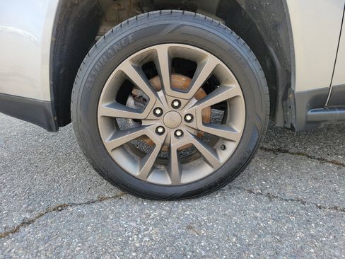 Used 2016 Jeep Compass 75th Anniversary w/ Power Value Group image 12