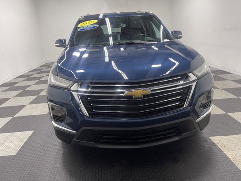 Used 2022 Chevrolet Traverse LT image 7