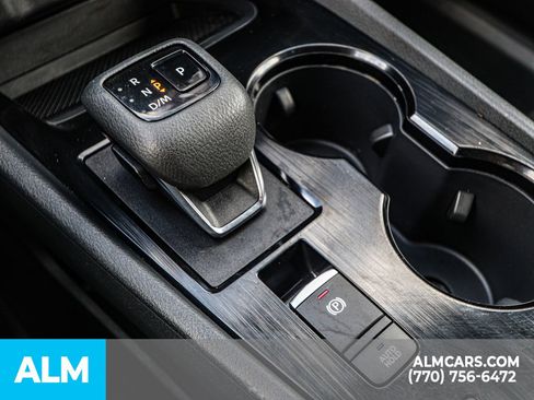 Used 2023 Nissan Rogue SV image 46