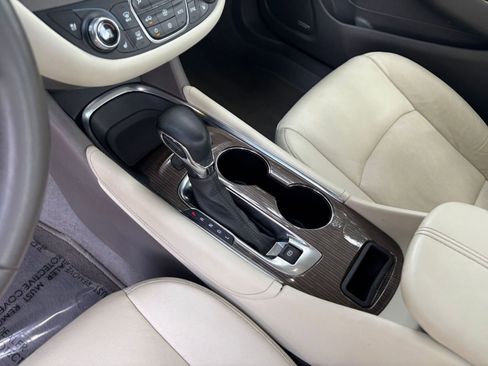 Used 2024 Chevrolet Malibu LT image 41