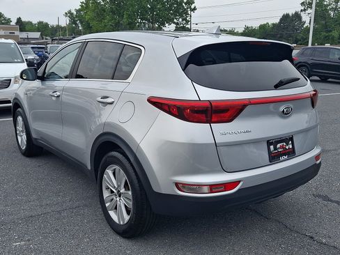 Used 2017 Kia Sportage LX AWD/4WD image 6