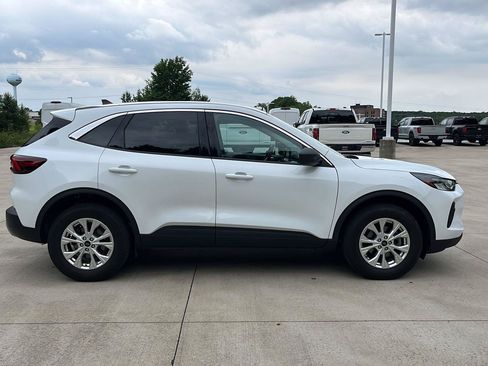 Used 2024 Ford Escape Active AWD/4WD image 4