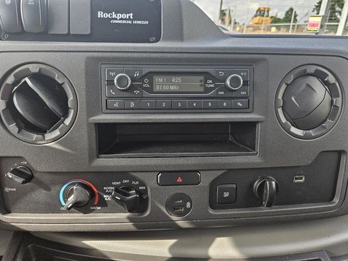 Used 2022 Ford E-450 and Econoline 450 Super Duty w/ Power Windows & Locks Group RWD image 37