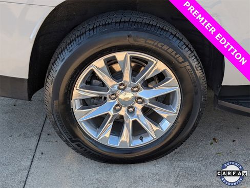 Used 2023 Chevrolet Suburban Premier image 26