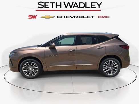Used 2019 Chevrolet Blazer Premier w/ Driver Confidence II Package AWD/4WD image 4