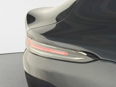 Used 2025 Aston Martin DBX 707 AWD/4WD image 15
