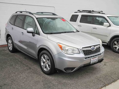 Used 2015 Subaru Forester 2.5i Premium image 3