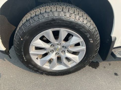 Used 2021 Chevrolet Silverado 1500 Custom w/ Custom Max Trailering Package image 28