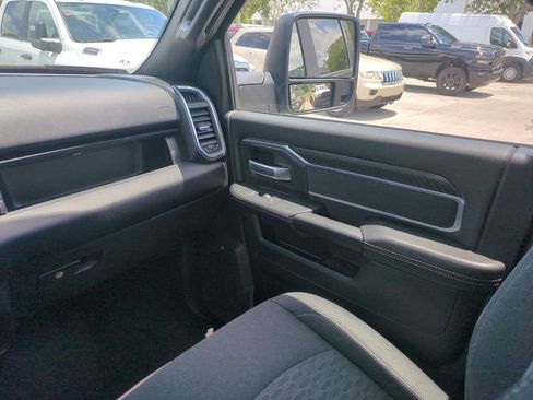 Used 2025 RAM 2500 Big Horn AWD/4WD image 18