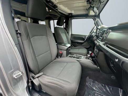 Used 2021 Jeep Wrangler Unlimited Sport AWD/4WD image 15