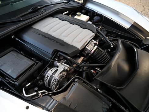 Used 2015 Chevrolet Corvette Stingray Coupe w/ 2LT Preferred Equipment Group image 46