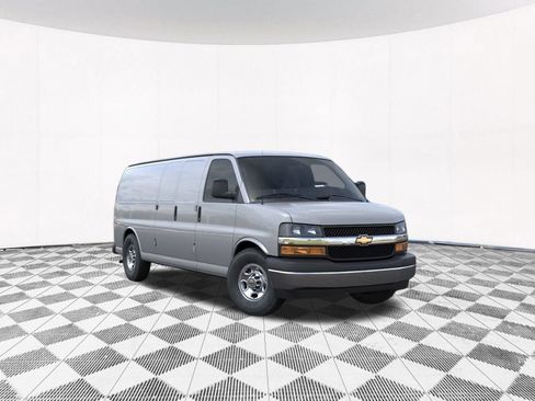 New 2026 Chevrolet Express 3500 Extended w/ Driver Convenience Package RWD image 8