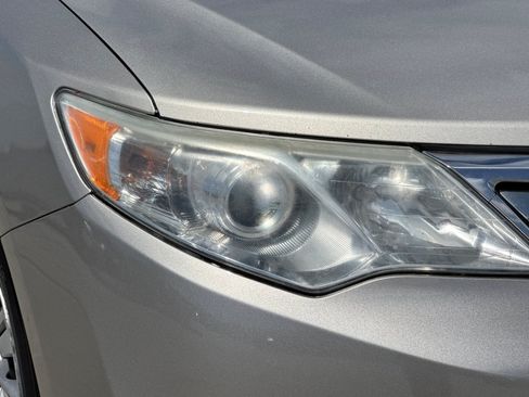 Used 2014 Toyota Camry LE FWD image 11