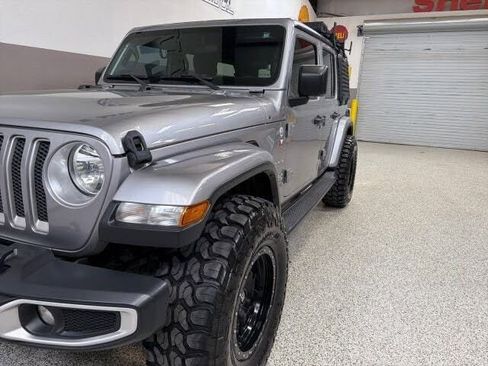 Used 2020 Jeep Wrangler Unlimited Sahara AWD/4WD image 10