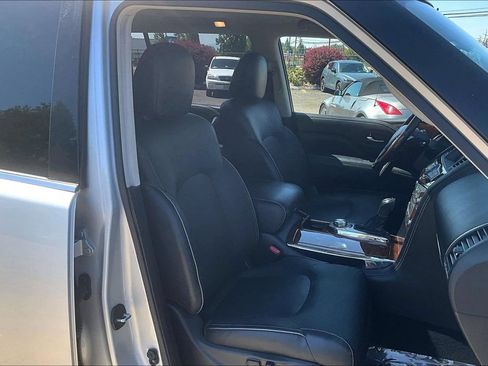 Used 2019 INFINITI QX80 Luxe AWD/4WD image 10